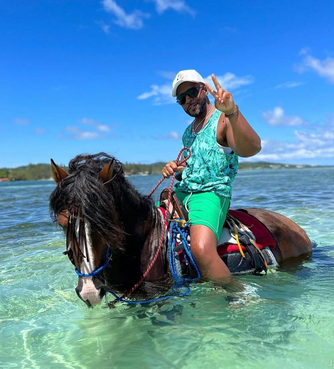 Paquete ATV (4 Wheeler) & Horseback Riding Island Combo